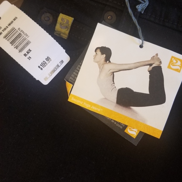 Second Yoga High Boot Cut Classic Fit - Picture 3 of 4